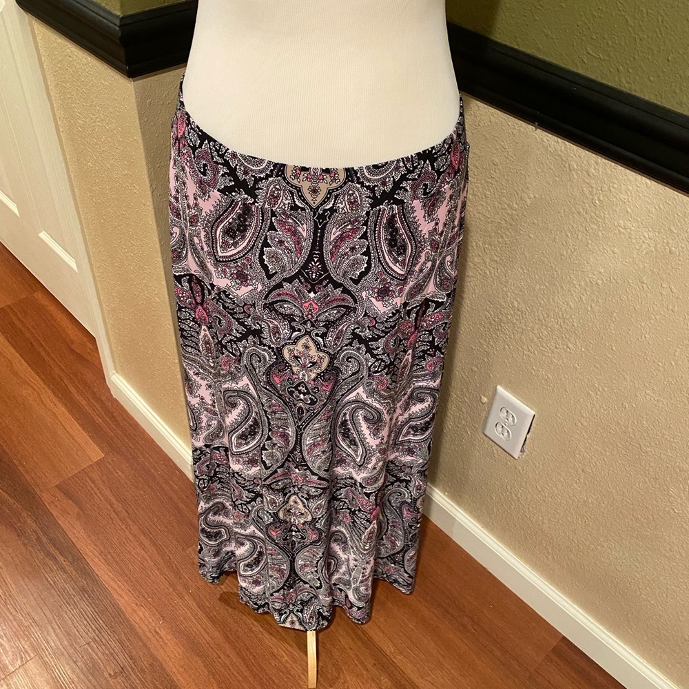 Pink paisley maxi skirt